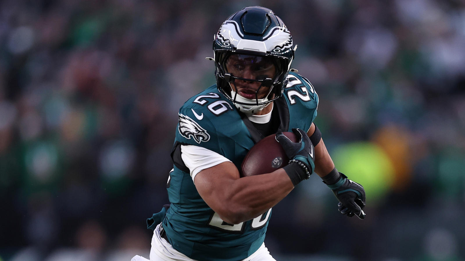 https://www.yardbarker.com/media/7/d/7d76706a5ed80338551b6314f9f005ac6669d520/thumb_16x9/eagles-limit-saquon-barkleys-workload-dominant.jpg?v=1