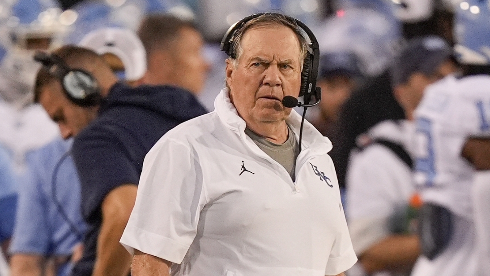 https://www.yardbarker.com/media/7/e/7e540951e27b1f6f60943224eb556fea69f902ba/thumb_16x9/unc-mulling-nuclear-option-bill-belichick-thats.jpg?v=1