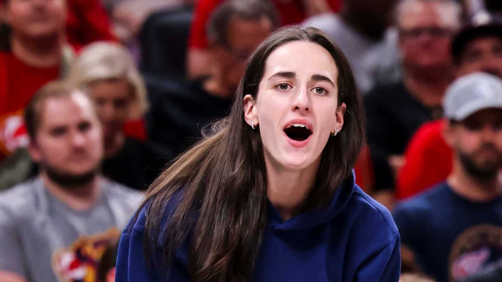 https://www.yardbarker.com/media/7/e/7e722a7c47f177e211f500bfc25c065d5f794303/thumb_16x9/fever-lose-again-reason-worry-playing-clark.jpg?v=1
