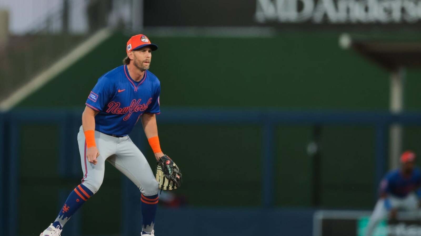 Mets activate former batting champ Jeff McNeil from IL | Yardbarker