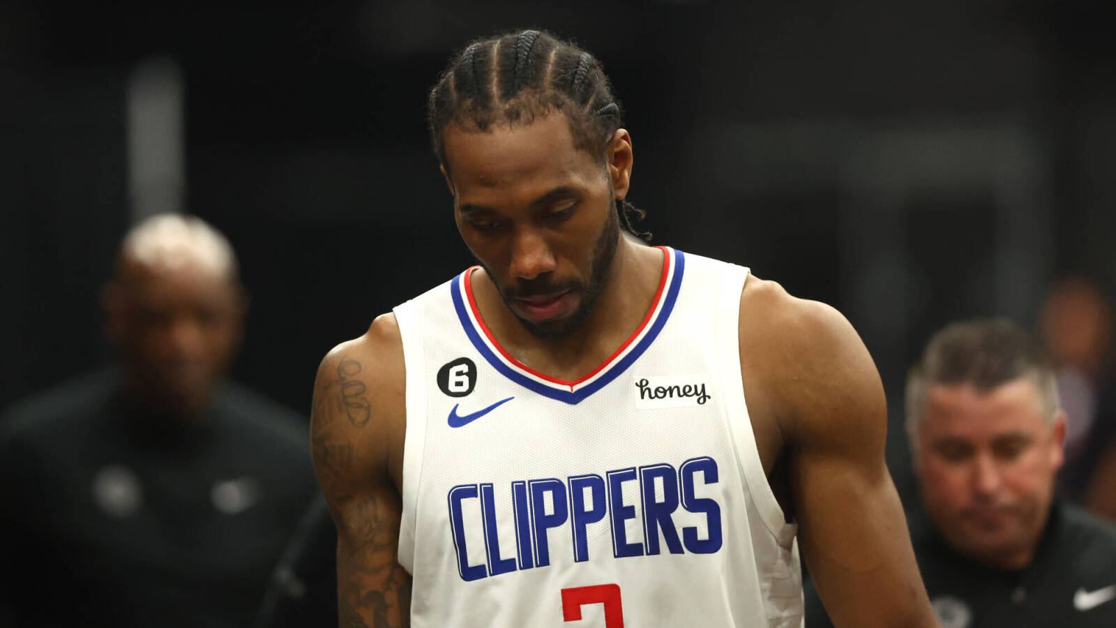 Clippers reveal extent of Kawhi Leonard injury Yardbarker