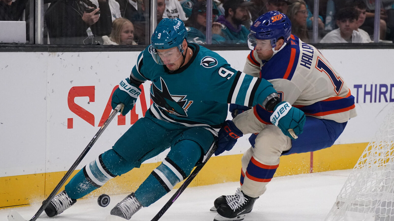 Oilers Thoughts: Top line dominating, Michaels' faceoff impact, Hallander impresses and more