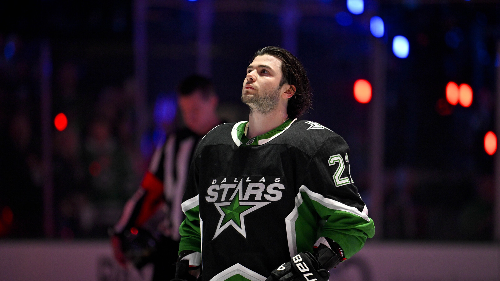 Maple Leafs Should Offer Sheet Stars Forward