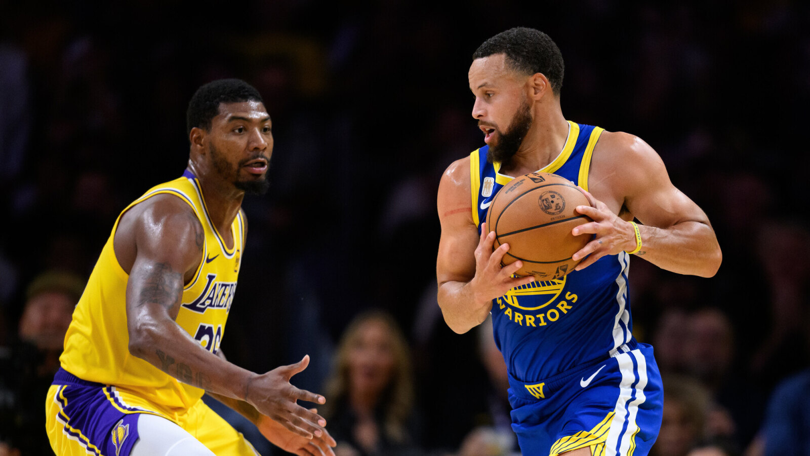 https://www.yardbarker.com/media/7/f/7f602fc9dc20f627db4d01963b2d73cb7b0c6be4/thumb_16x9/marcus-smart-under-fire-his-dirty-play-on-steph.jpg?v=1