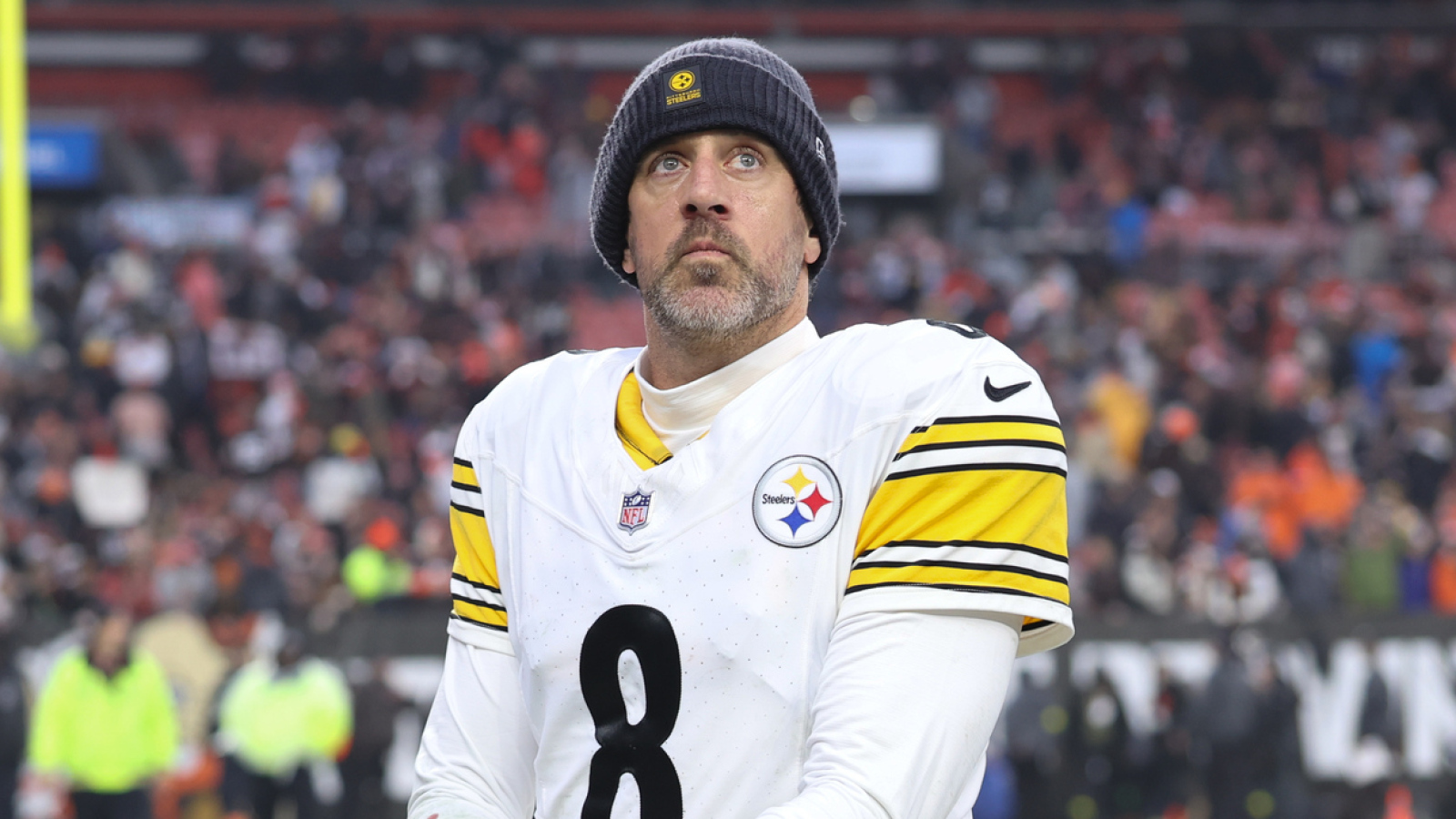 https://www.yardbarker.com/media/7/f/7f80b480cb141615a2c81fc16657d759d1a3a095/thumb_16x9/aaron-rodgers-even-incentive-steelers-super-bowl.jpg?v=1