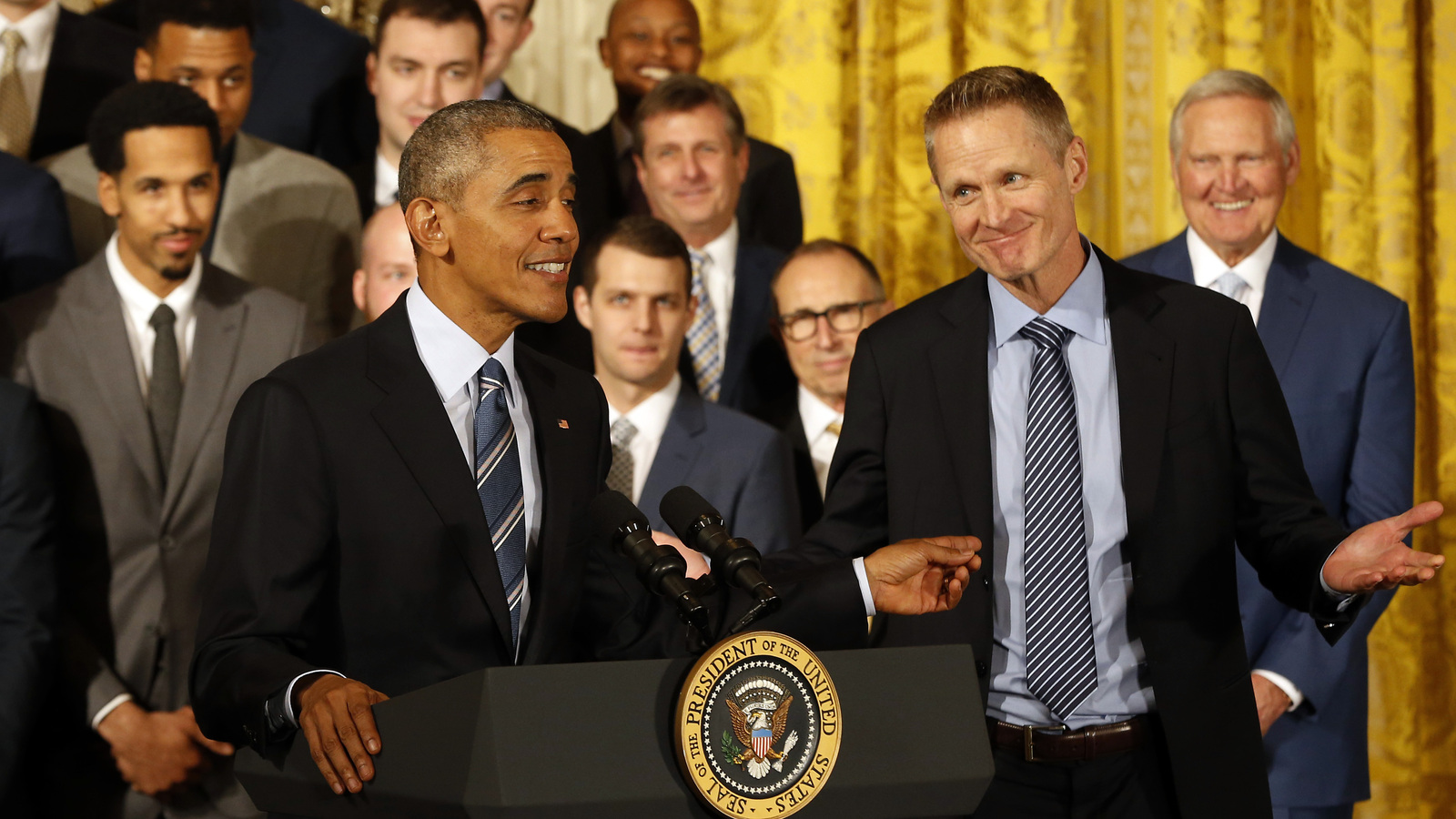 https://www.yardbarker.com/media/7/f/7f9b6c0380b9716806eb01d7f7b0f7651cdda54a/thumb_16x9/even-barack-obama-wondered-warriors-trades-last.jpg