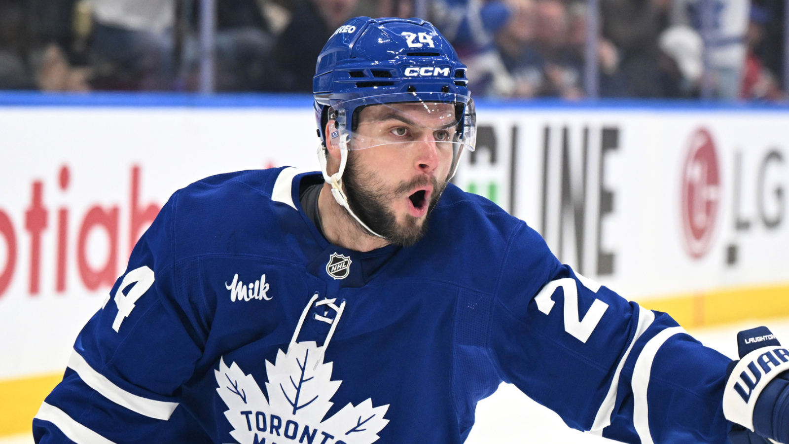 https://www.yardbarker.com/media/8/0/800686d128952bee979b27a3ee9bc292c4fee392/thumb_16x9/maple-leafs-veteran-wants-stay-despite-trade.jpg?v=1