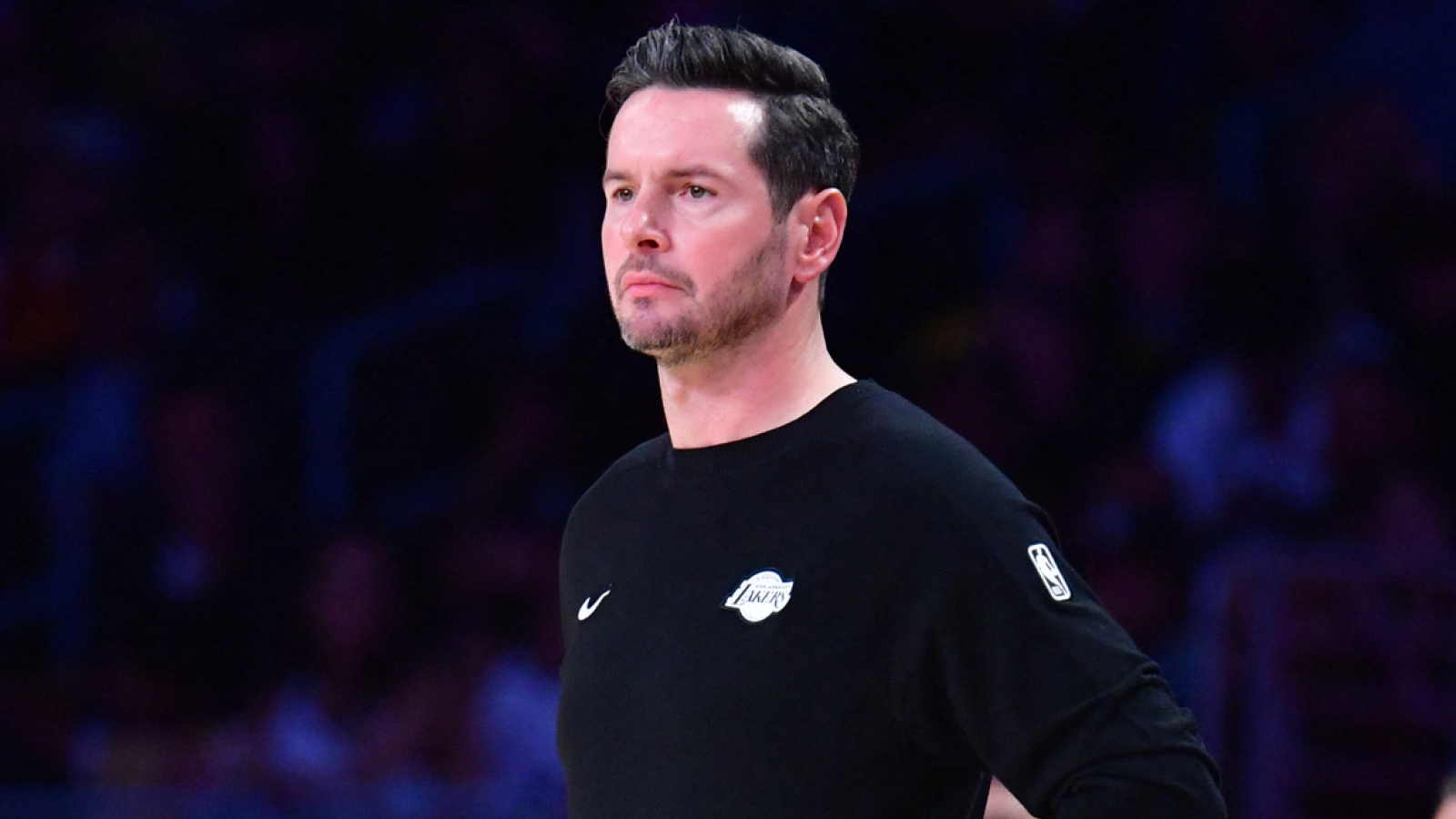 https://www.yardbarker.com/media/8/0/8025fc4b2d7d9786587bda0723a2653e0818892c/thumb_16x9/lakers-plan-b-jonathan-kuminga.jpg?v=1