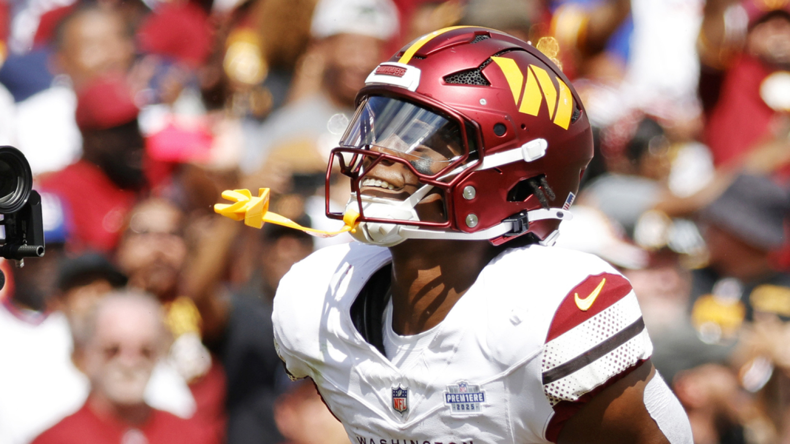 https://www.yardbarker.com/media/8/0/8026cdb7350141696e8ddc7b765f8f33b9496d90/thumb_16x9/commanders-rookie-nfl-history-sundays-win.jpg?v=1