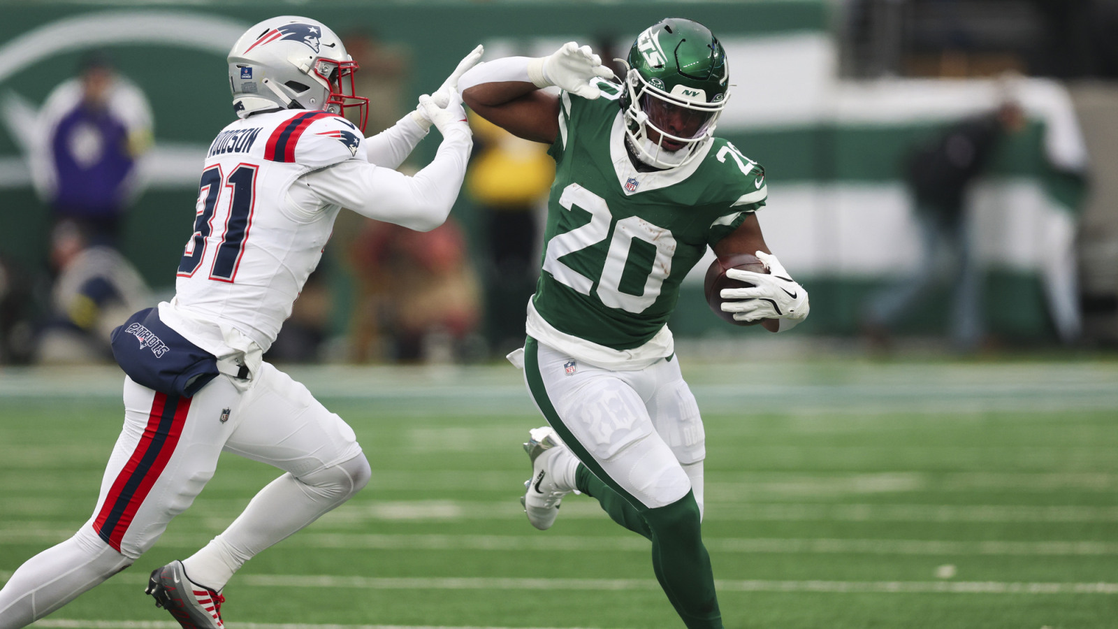 Cardinals suitors for dual-threat running back in 2026 free agency ...