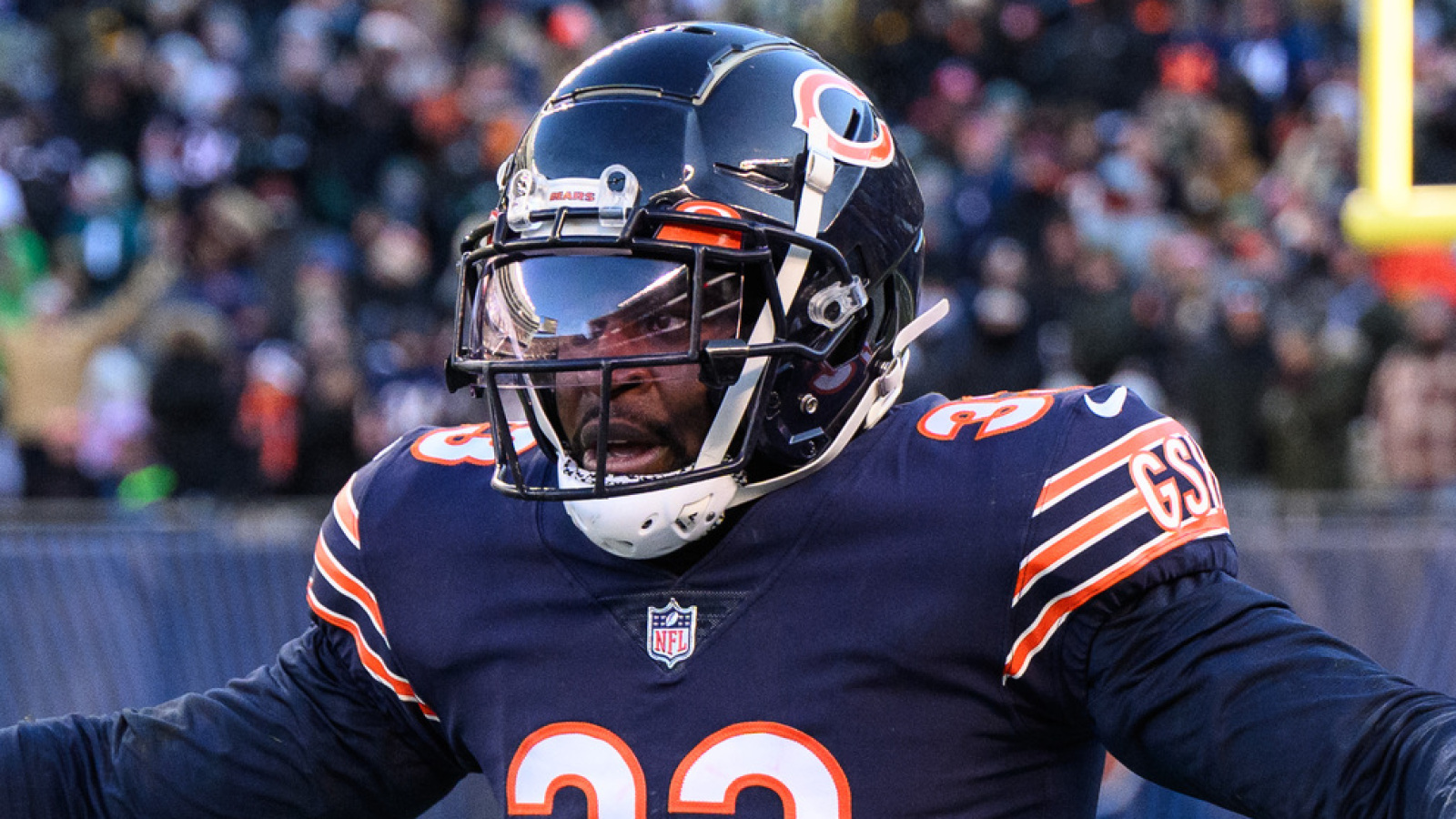 https://www.yardbarker.com/media/8/0/804cd7c207f1e9526b91ed8fe1575dd7c53b3e7e/thumb_16x9/bears-two-time-pro-bowl-cb-out-indefinitely-groin.jpg?v=1
