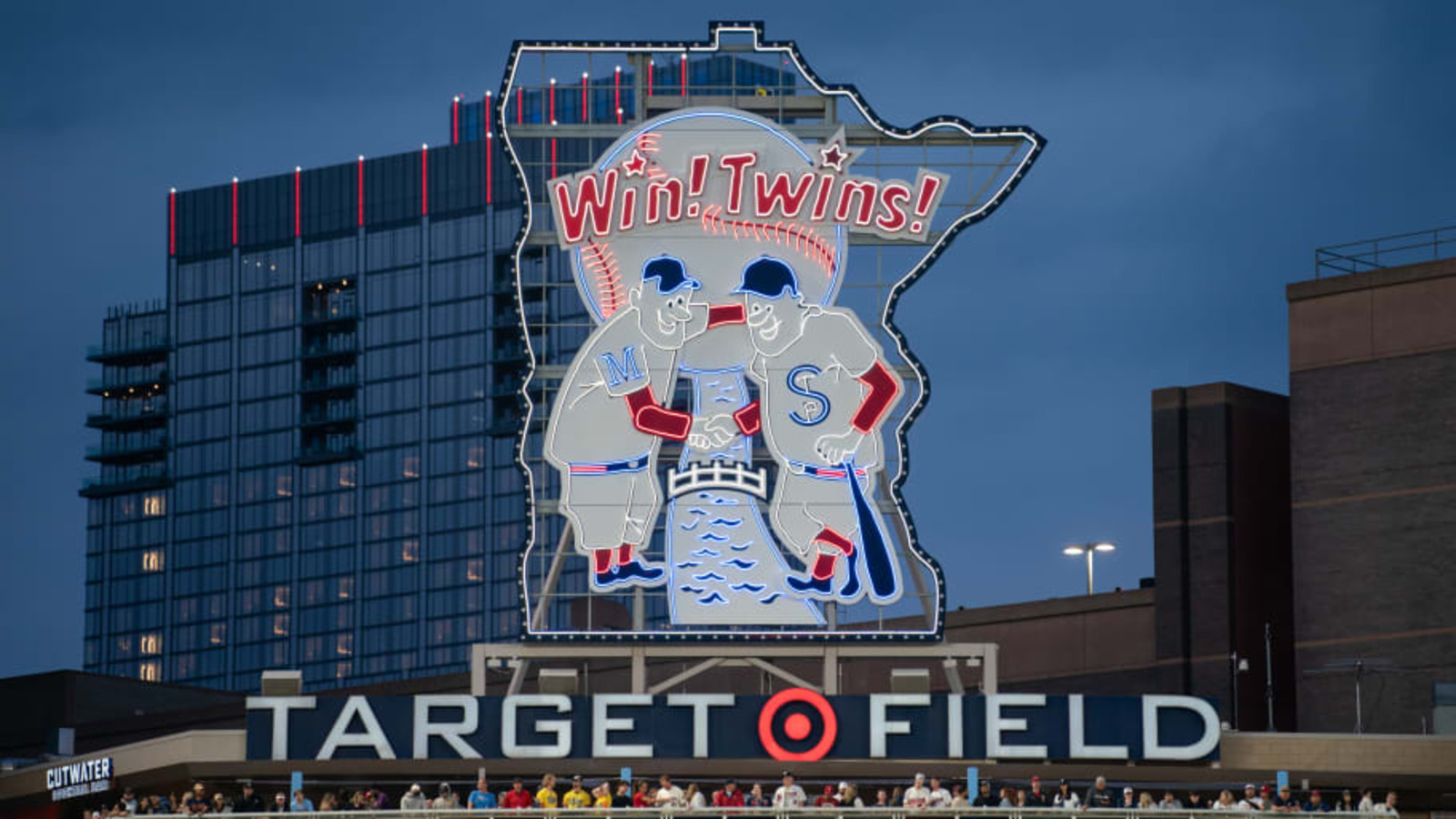 May 15, 2024; Minneapolis, Minnesota, USA; Minneapolis and St. Paul are featured in a display in the outfield of the home of the Minnesota Twins, Target Field. © Matt Blewett-USA TODAY Sports Business insider says Twins' $1.7 billion asking price is 'not an easy sell' Originally posted on Minnesota Twins on SI By Jonathan Harrison | Last updated Apr 17, 2025 9:39 AM ET