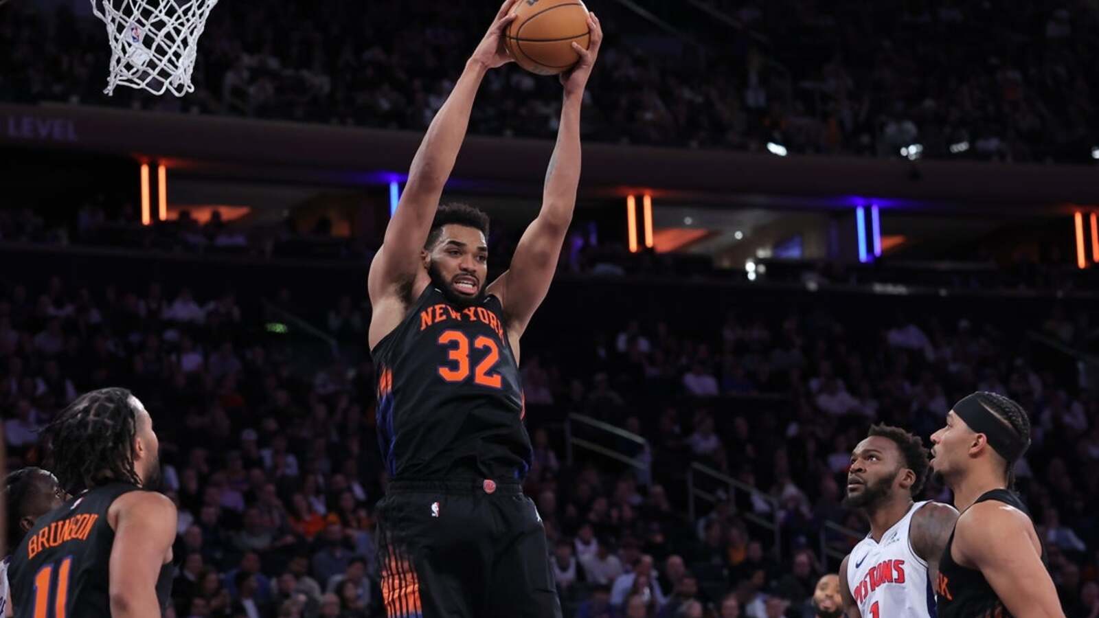 Knicks Aim for Momentum Against Bulls After First Win