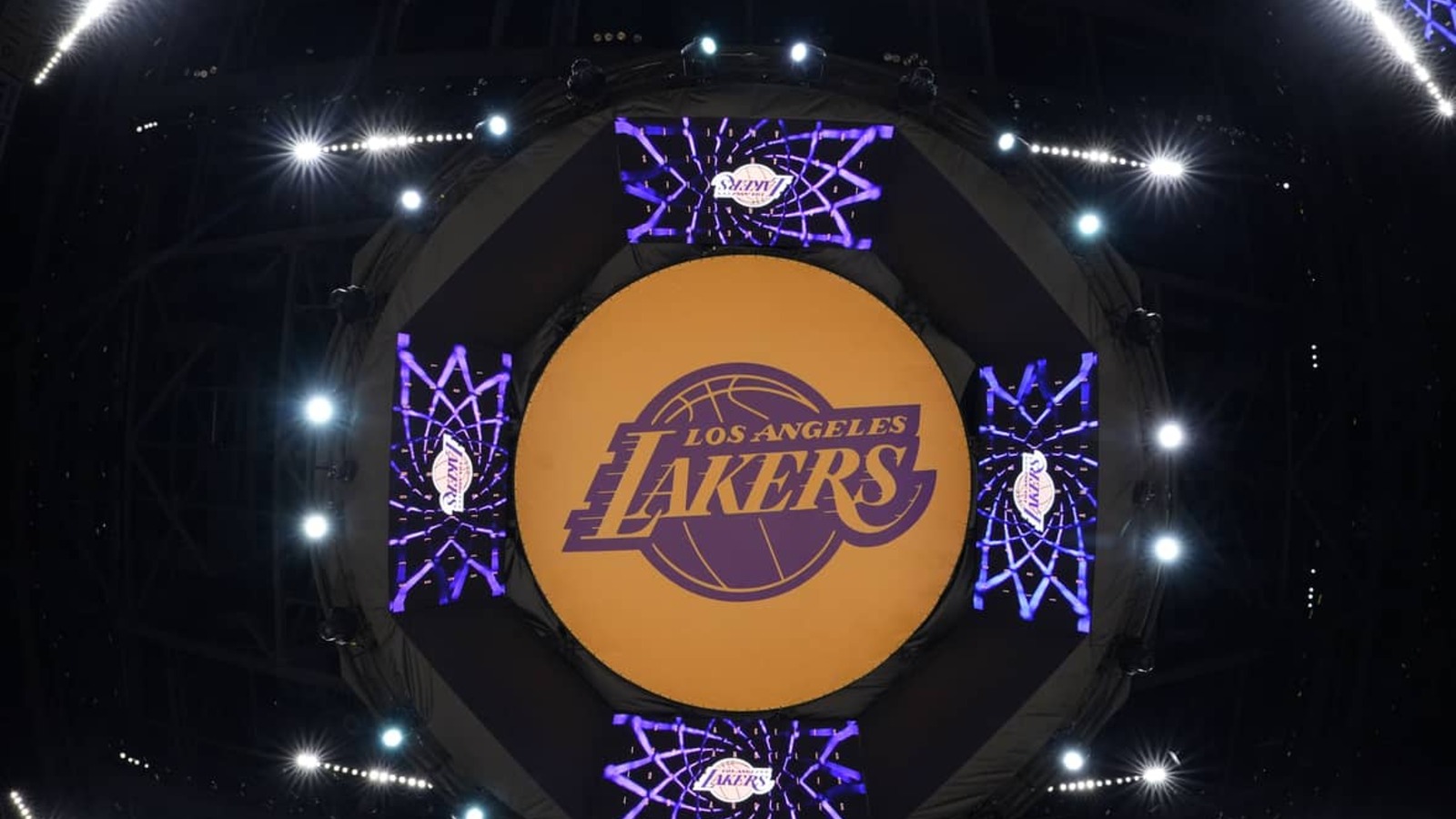 NBA Rumors: Los Angeles Lakers ‘especially’ Active in Trade Market for Key Thing