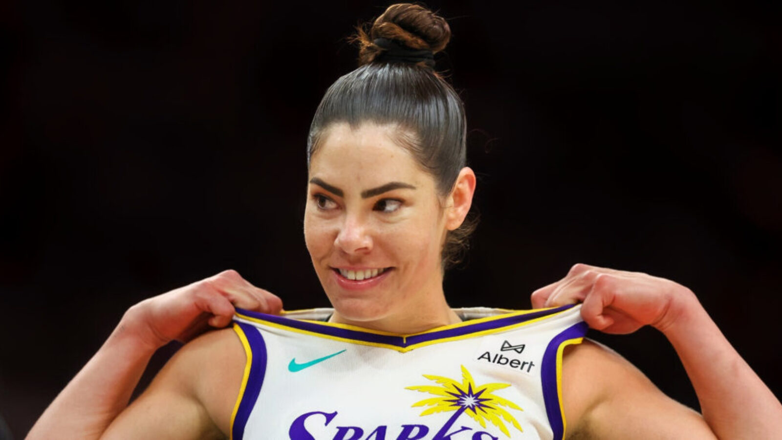 Kelsey Plum Takes Surprising Pay Cut to Rejoin Los Angeles Sparks in Bold Move to Build Contender