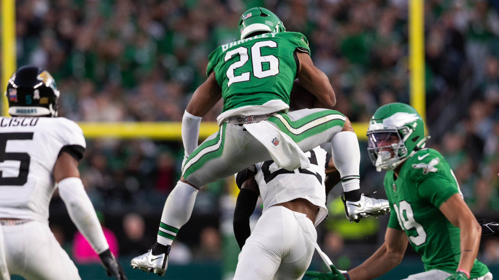 https://www.yardbarker.com/media/8/2/824fb5c8f7172d06b3775277b240841c93d5b17d/thumb_16x9/madden-cover-athletes-quiz.jpg?v=1