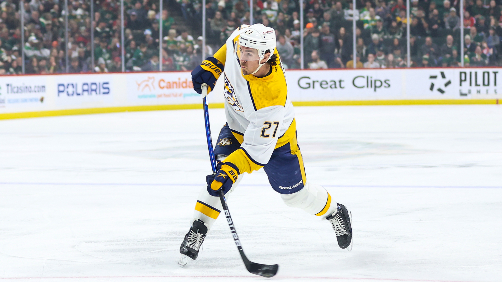 Lightning Fans Would Love to See Ryan McDonagh Return - Vimarsana News