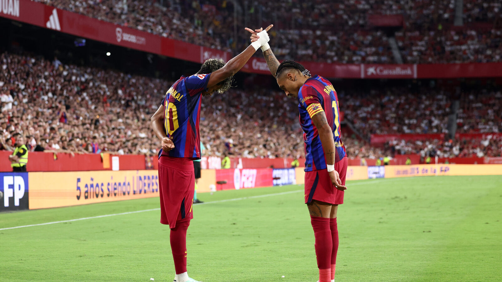 Joan Garcia, Martin And Adeyemi To Start | 4-3-3 Barcelona Predicted ...