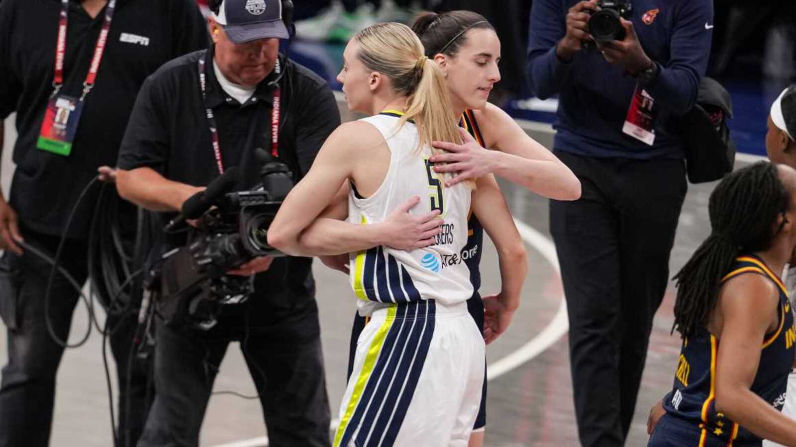 Paige Bueckers Sends Clear Message About Caitlin Clark After Wings-Fever Game