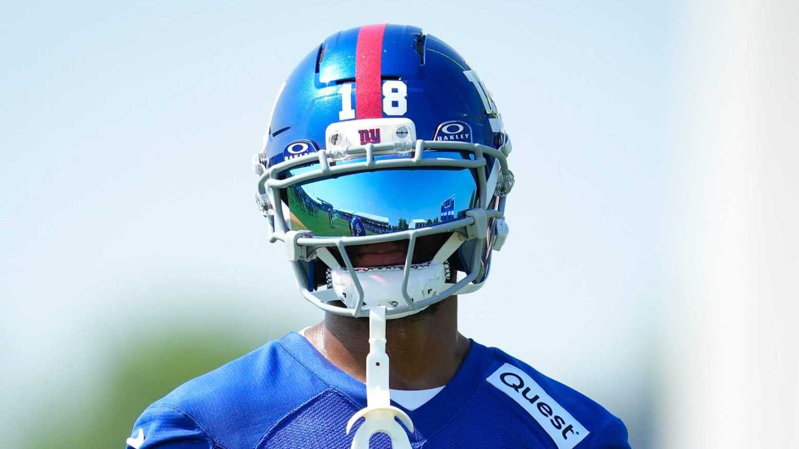 Why Giants held onto WR Darius Slayton after surprising report