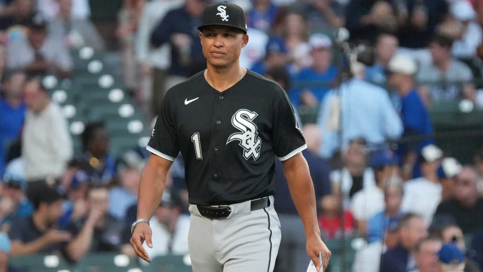 https://www.yardbarker.com/media/8/3/83987f44ba463700056b16ba39ea1b4c4b84c0ac/thumb_16x9/striking-divide-white-sox-record-starting.jpg