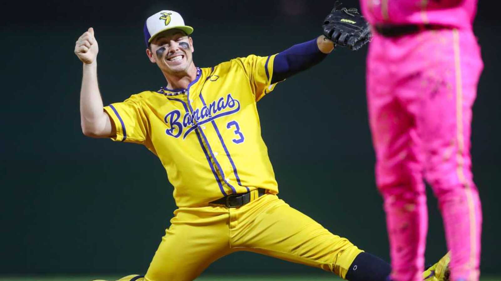 Savannah Bananas Reveal Player Salaries in Unusual Move | Yardbarker