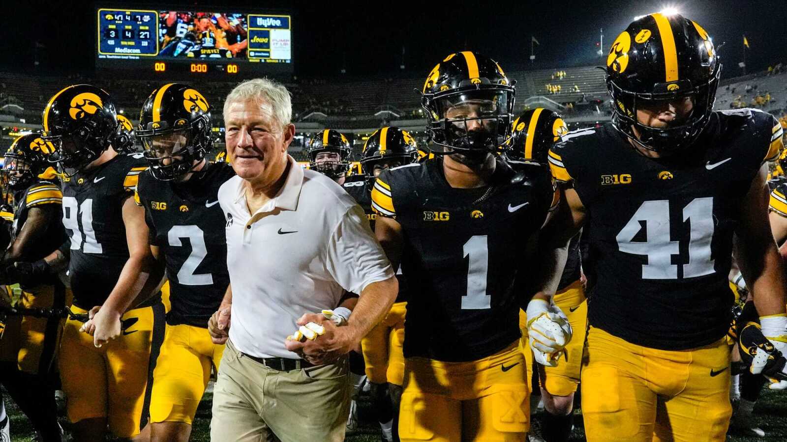 Friday Night Big Ten Lights: Iowa vs. Rutgers Preview and Prediction ...