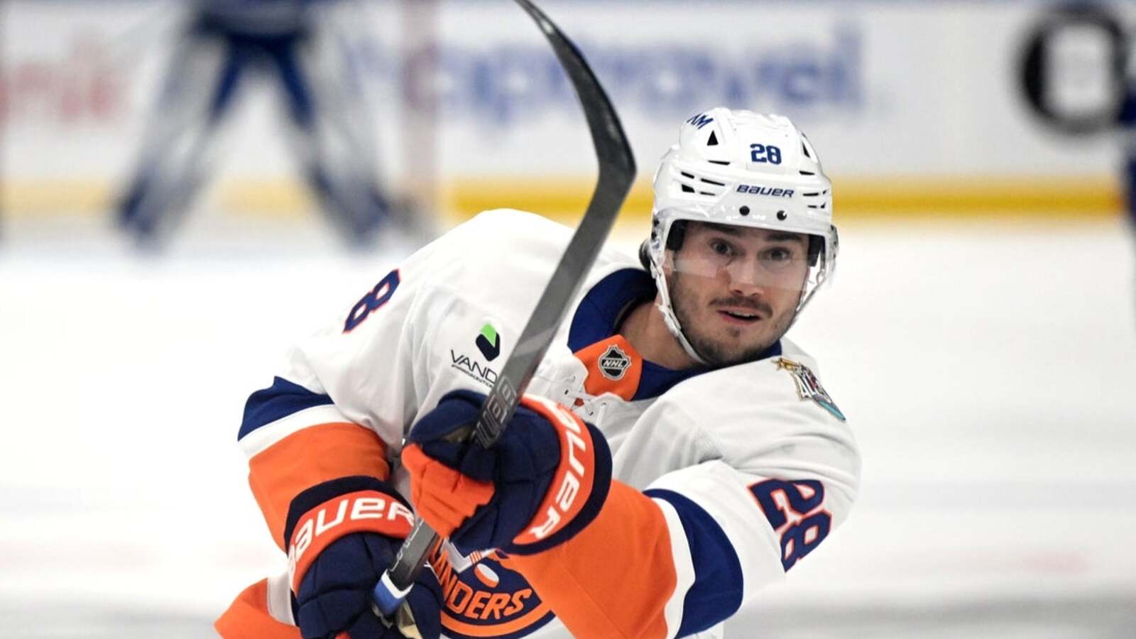 Islanders D Alexander Romanov (ACL) out 6-8 months