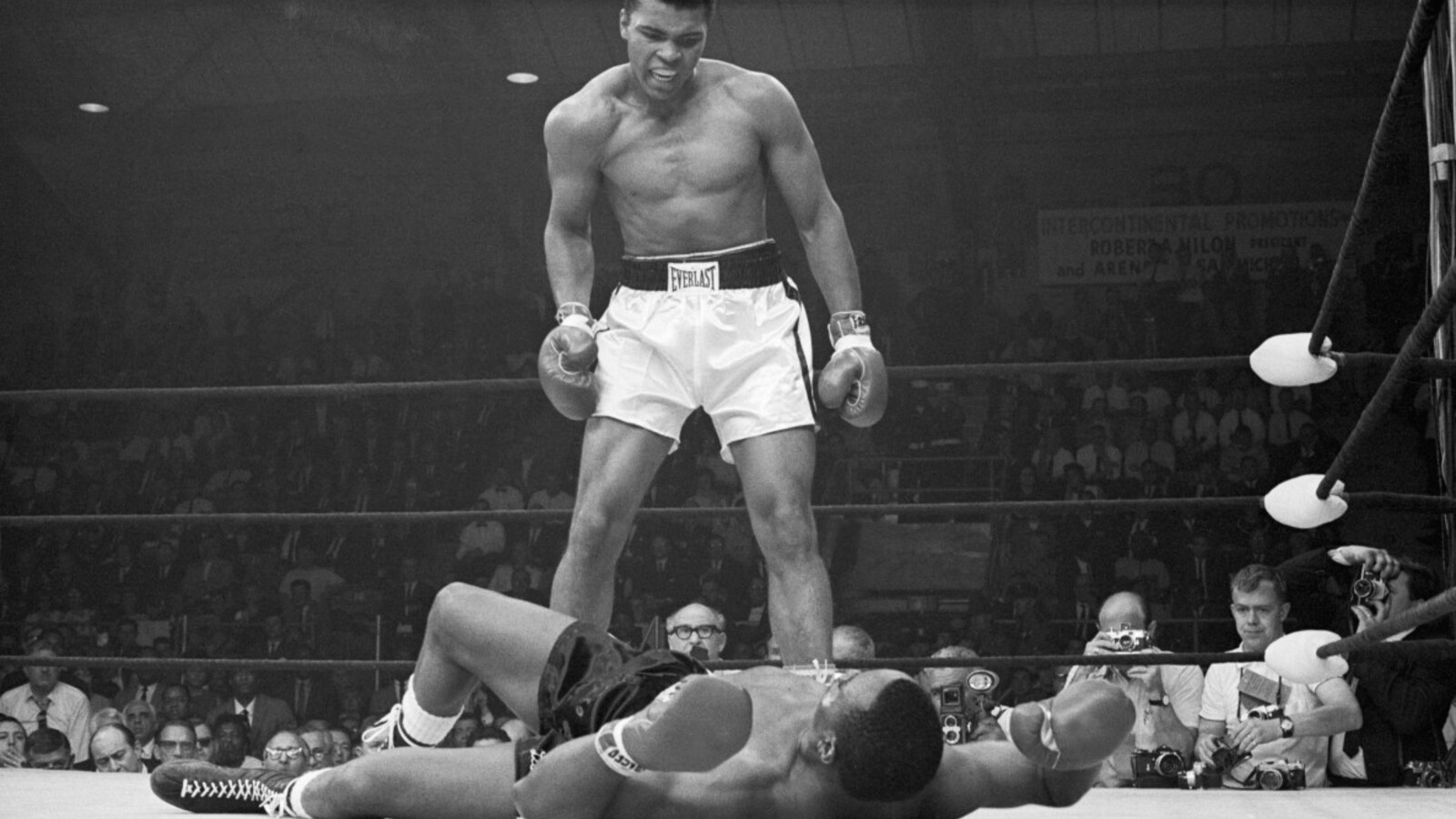 House Passes Muhammad Ali Boxing Revival Act: Key Changes to Fighter ...