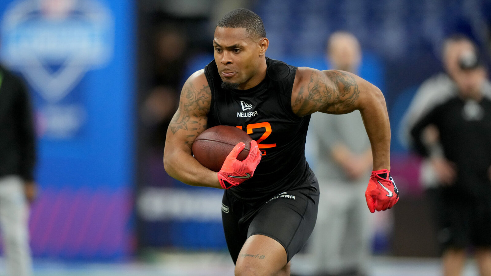 Rams trade up to 117, select Jarquez Hunter | Yardbarker