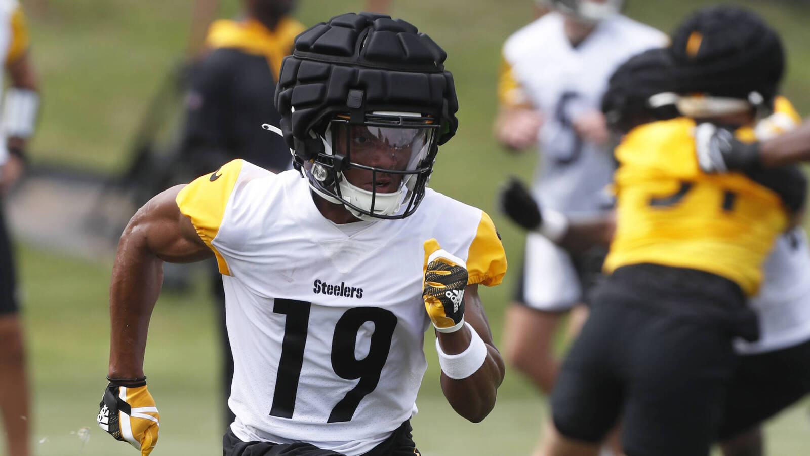 Steelers Find New Ways to Use Calvin Austin’s Speed Yardbarker