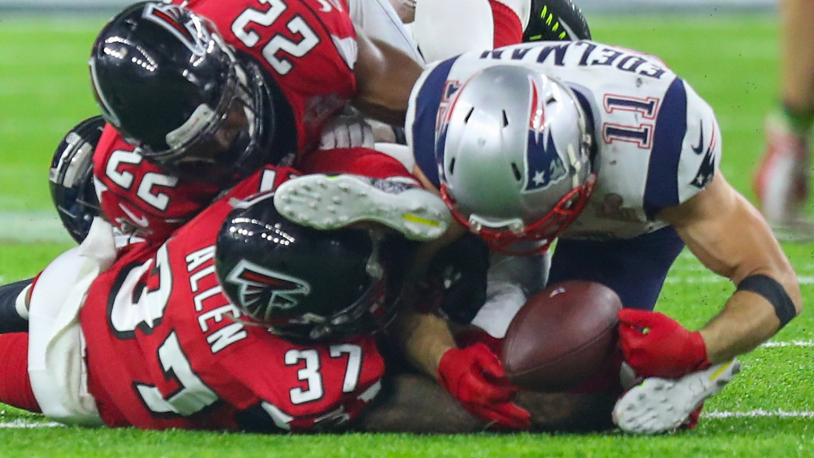 https://www.yardbarker.com/media/8/4/8474bb4226ba8c069ff08e71930be0f2ae0846d2/thumb_16x9/super-bowl-mvps-quiz.jpg?v=1