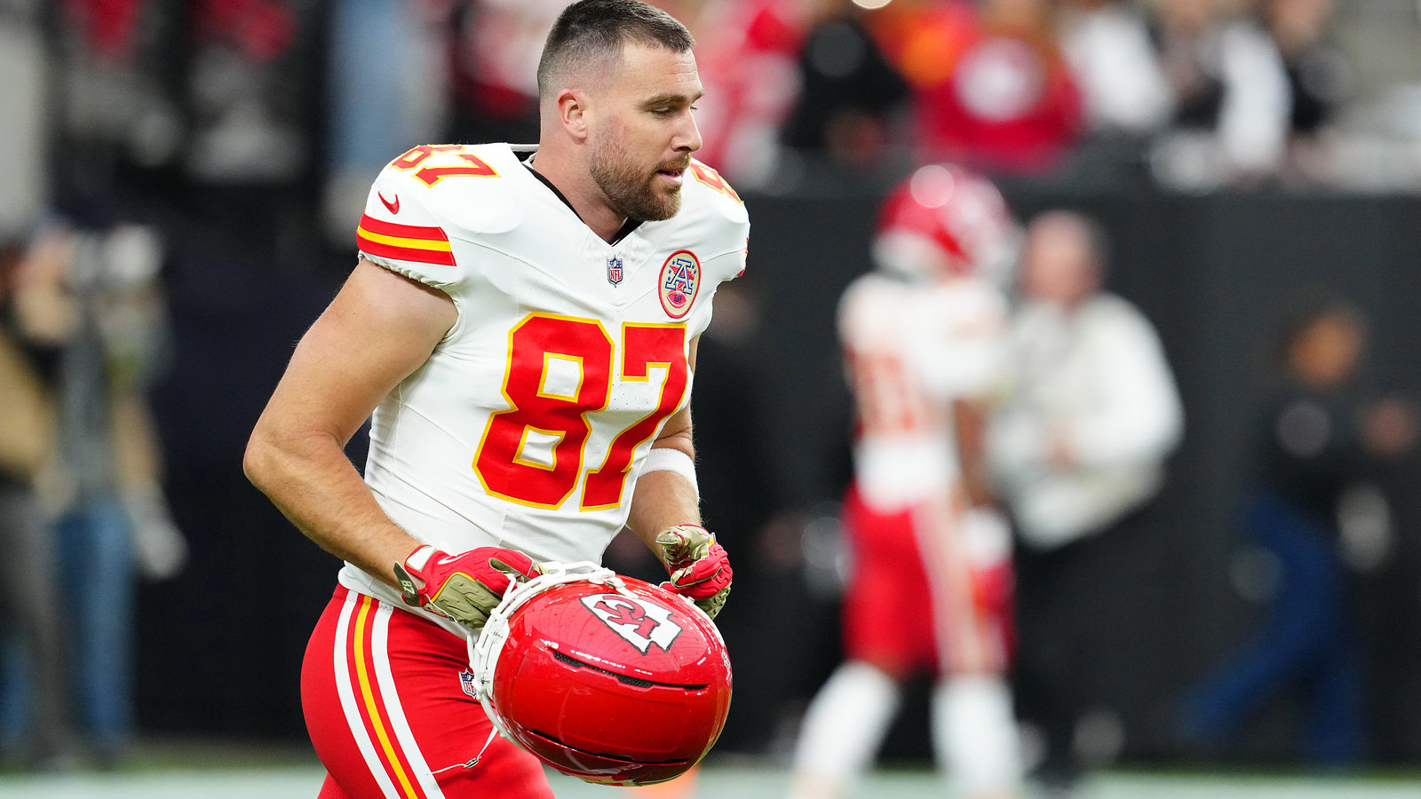 https://www.yardbarker.com/media/8/4/8496983dfb02552073d00da45eb4e6743c088c7a/thumb_16x9/chiefs-travis-kelce-gets-bad-news-latest-espn.jpg