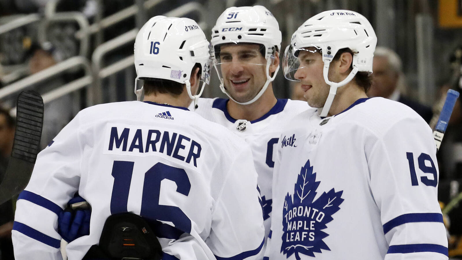 NHL Power Rankings No Defensemen, No Problem For Rising Toronto Maple
