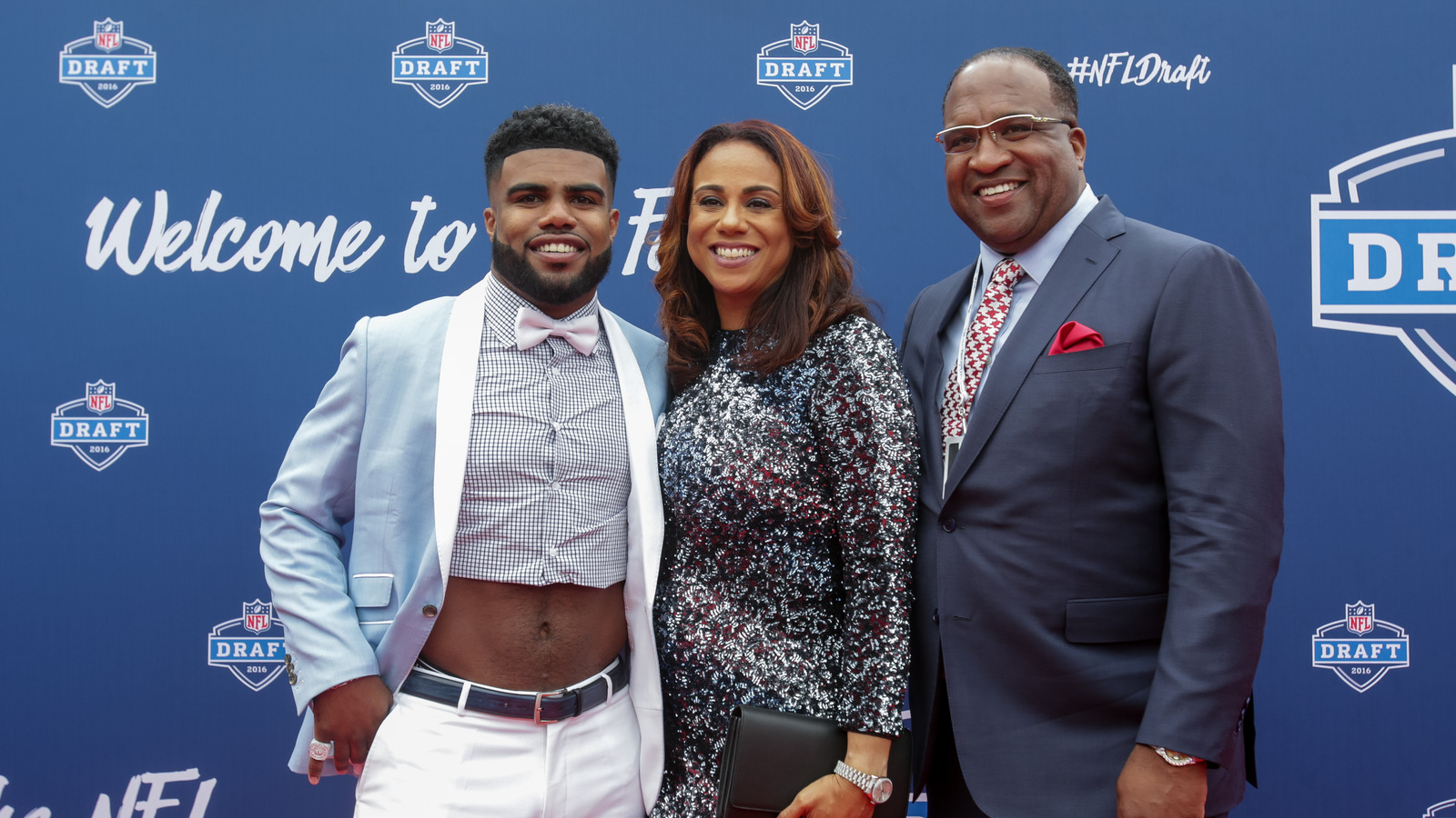 Ezekiel Elliott bought his parents a house with first NFL paycheck |  Yardbarker