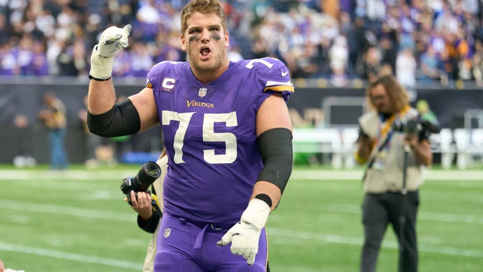 Vikings lose two starting offensive linemen to IR - Vimarsana News