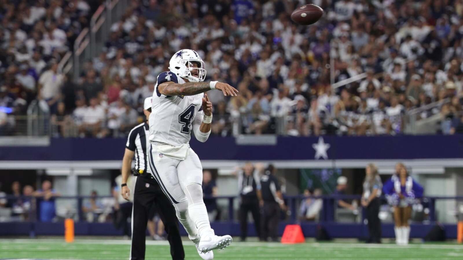 https://www.yardbarker.com/media/8/5/851592c1acadcb391542662010b1510964eff191/thumb_16x9/29875747.jpg