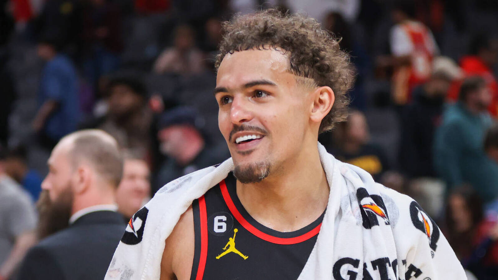 Hawks' Trae Young goes after fan on social media | Yardbarker