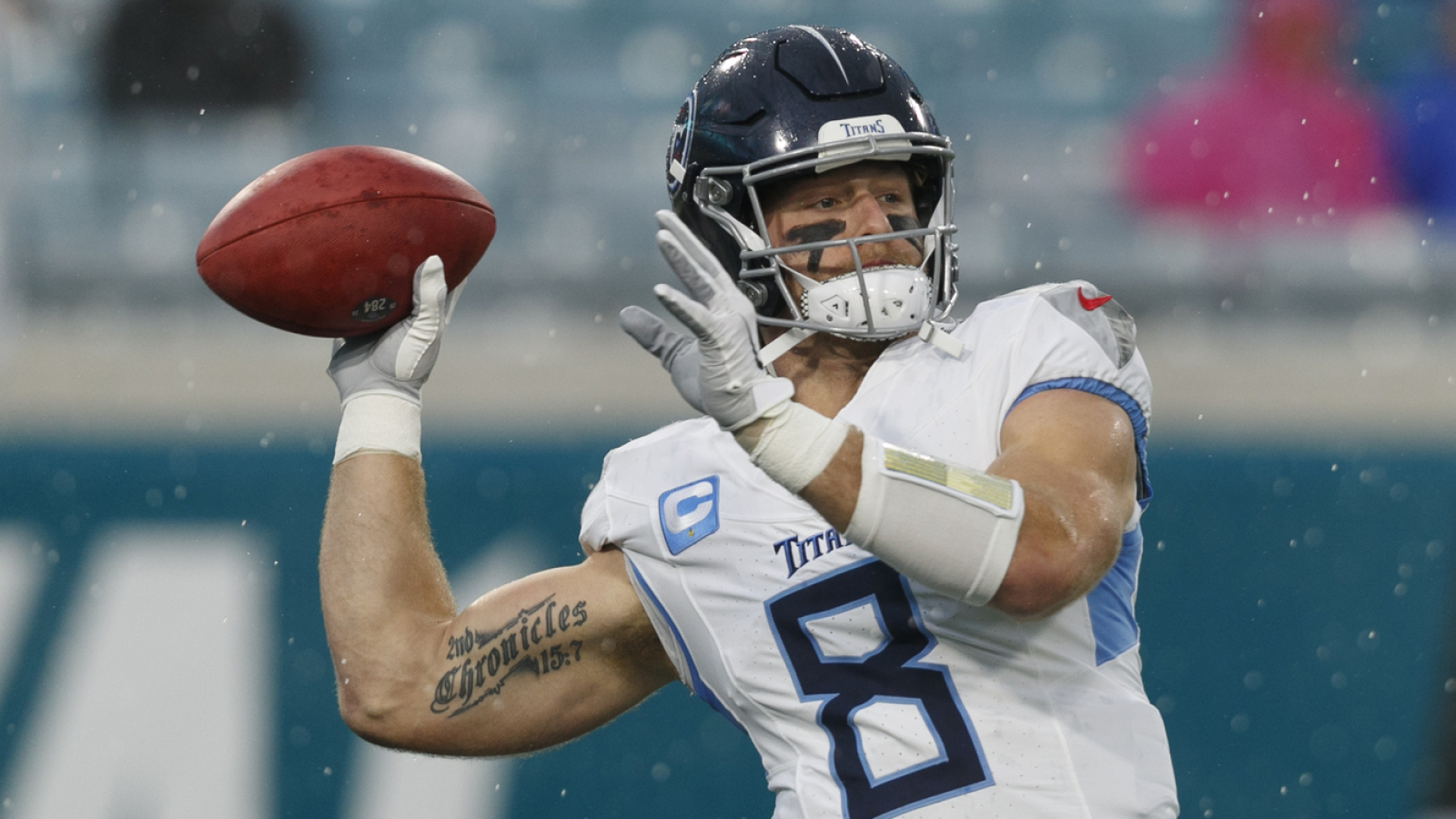 https://www.yardbarker.com/media/8/5/85336ba321b07f9e859840962f78eff075bdc740/thumb_16x9/titans-qb-levis-undergo-season-ending-shoulder.jpg?v=1