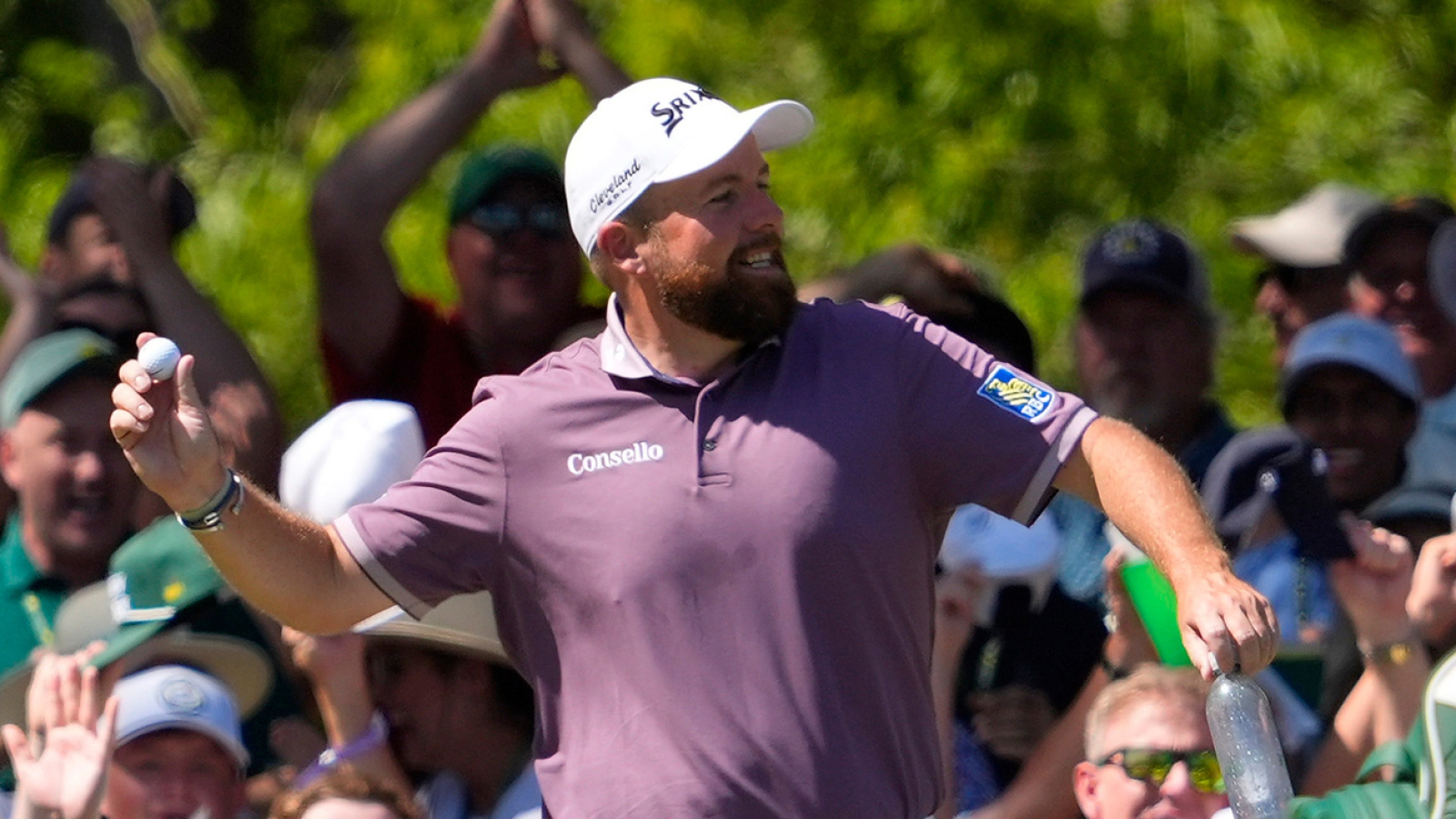 https://www.yardbarker.com/media/8/5/8541b5ef9b442299b84c5484dbcdfe625d76ef94/thumb_16x9/shane-lowry-gets-his-second-career-masters-hole.jpg?v=1
