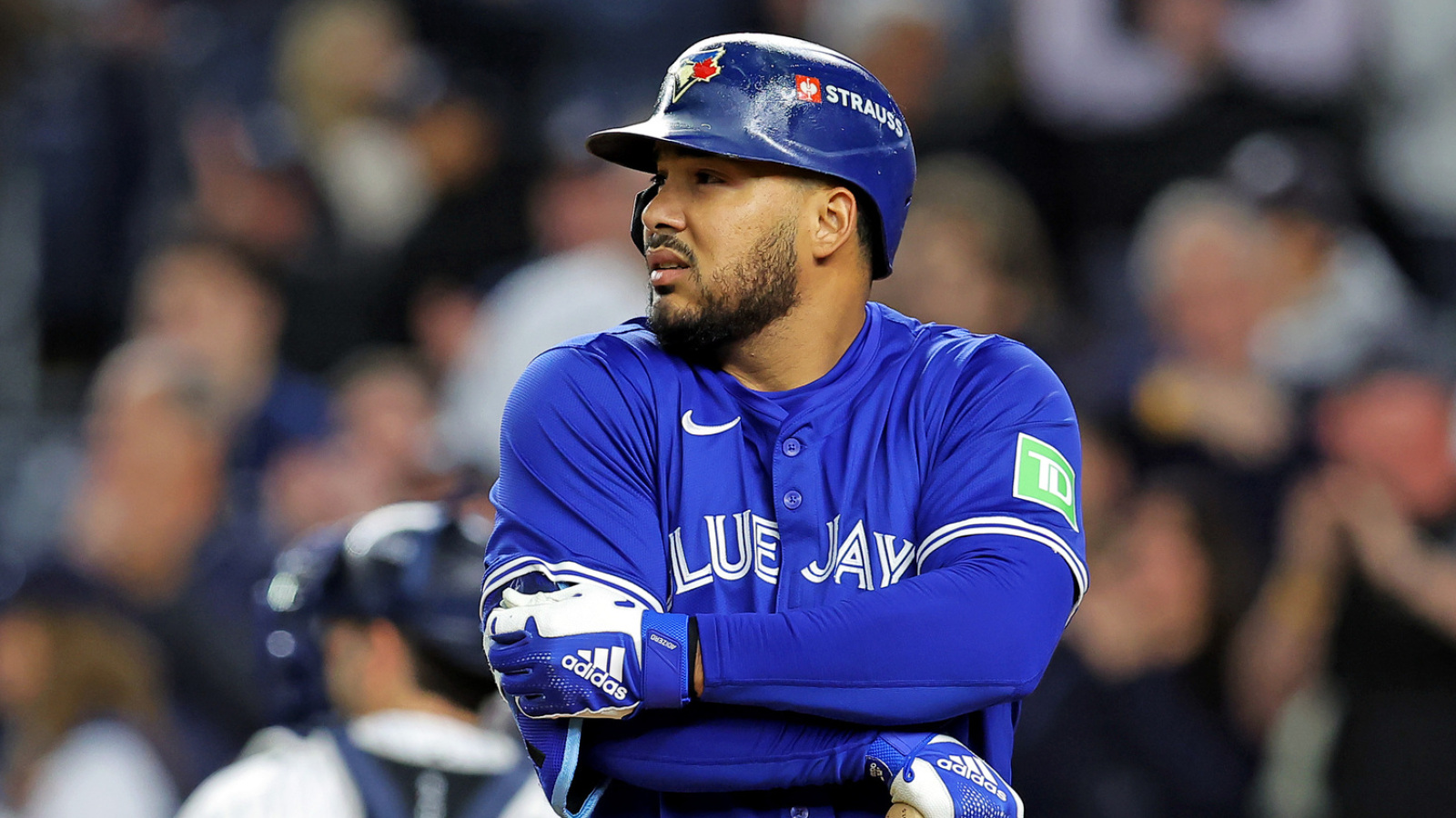 Anthony Santander Faces New Injury Setback with Blue Jays