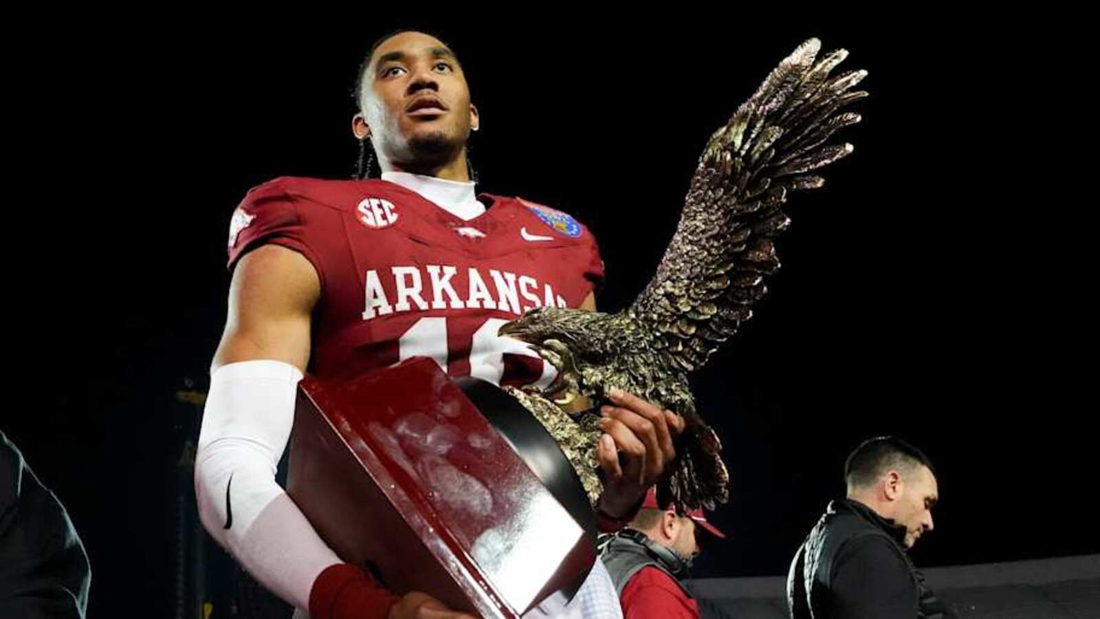 Razorback Report: Arkansas quarterback named to another award watchlist ...