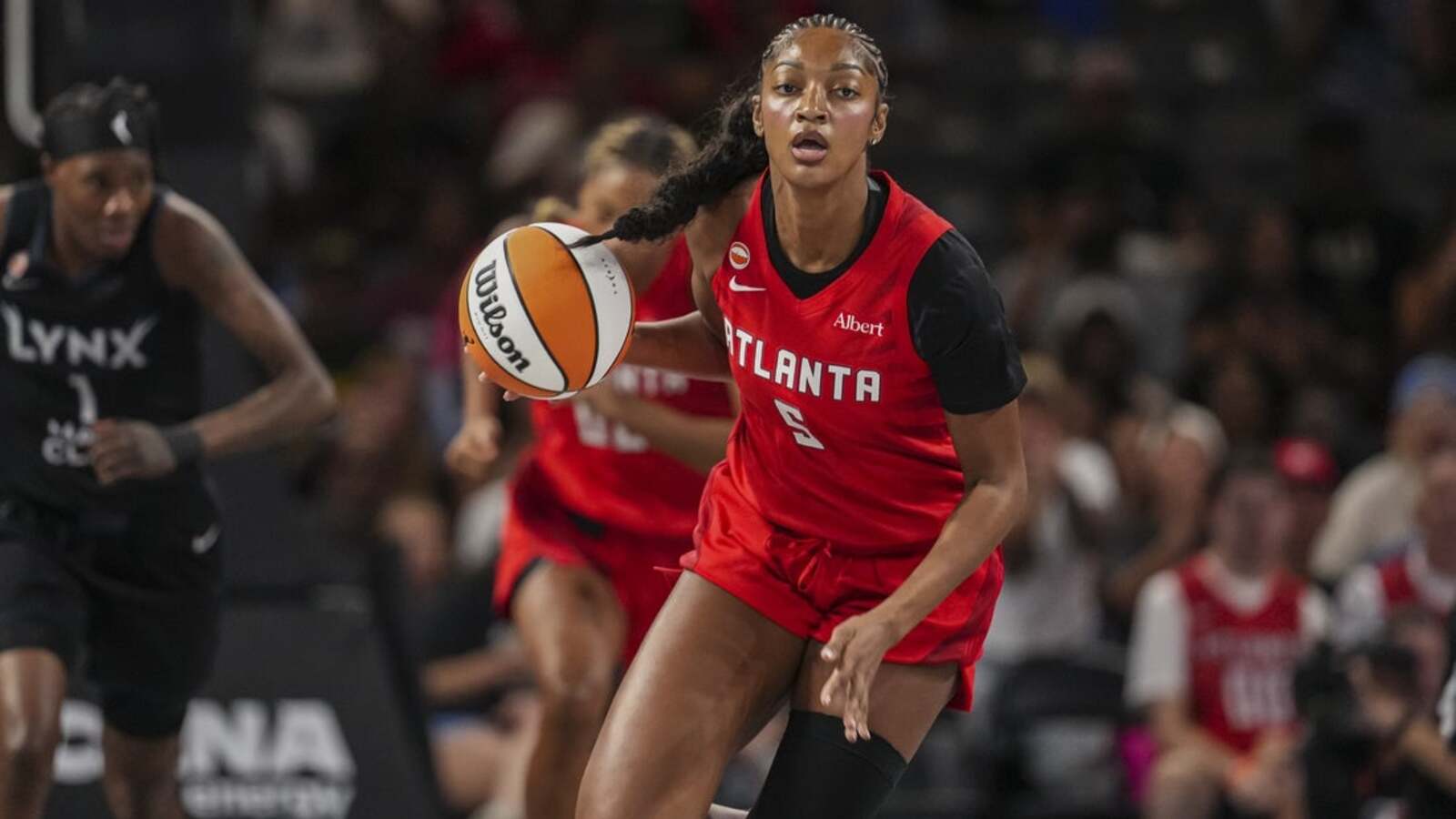 Angel Reese breaks double-double record, Dream defeat Lynx | Yardbarker