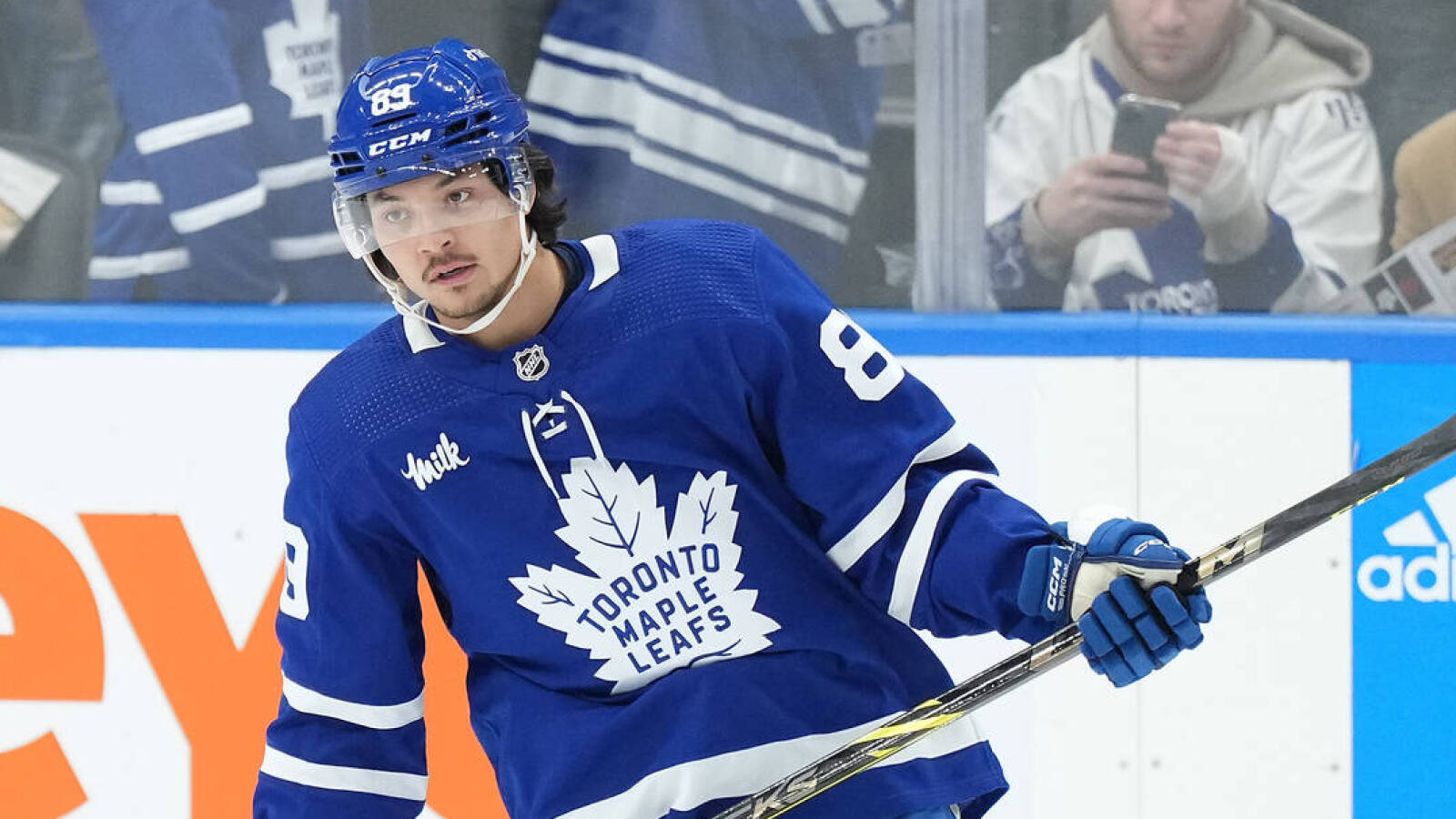Maple Leafs' Nick Robertson out at least six weeks - Vimarsana News