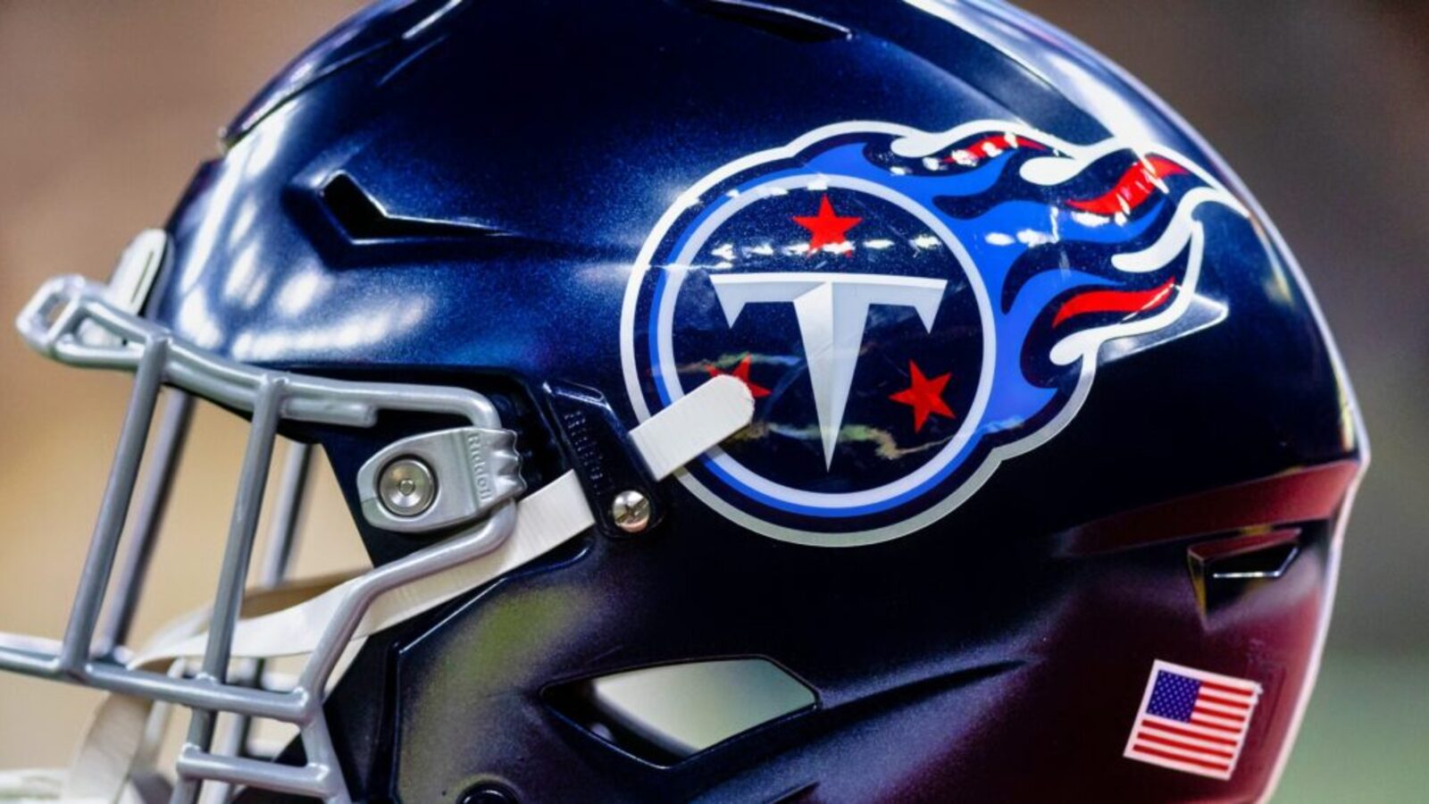 ‘Be Careful Who You Bring To The Game’ — Prepare To Be Creeped Out By The Titans Stadium’s ‘Stalker Cam’