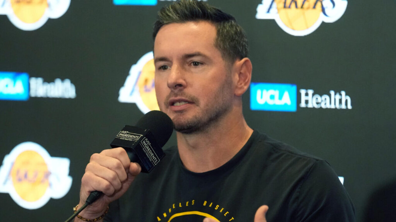 Lakers Slammed With Bad Injury News Hours Before Clippers Game