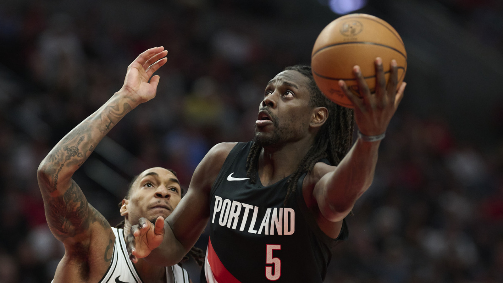 https://www.yardbarker.com/media/8/6/864fe91ed38e72b6dc1598c854b5f0d78dc3fe55/thumb_16x9/trail-blazers-sitting-on-problem-trigger.jpg?v=1