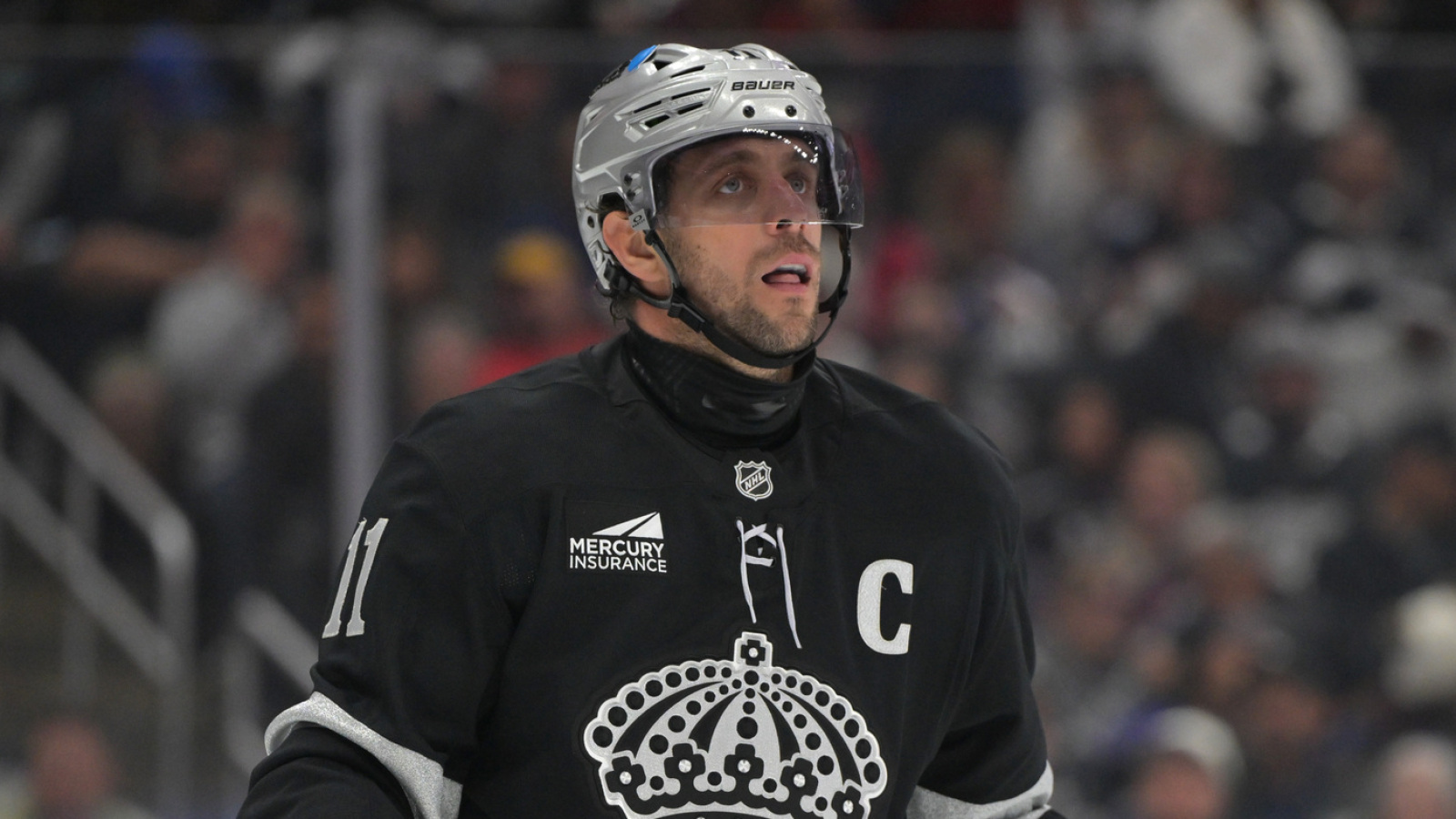 https://www.yardbarker.com/media/8/6/866c4f88bcbe49512a31a3ac5d37b435740b045f/thumb_16x9/anze-kopitar-return-sooner-previously-thought.jpg?v=1