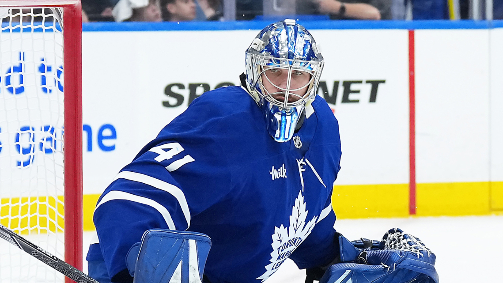 https://www.yardbarker.com/media/8/6/8684aa8754c684a3ba8971fca8c2f28a1db89823/thumb_16x9/maple-leafs-anthony-stolarz-agree-four-year.jpg?v=1