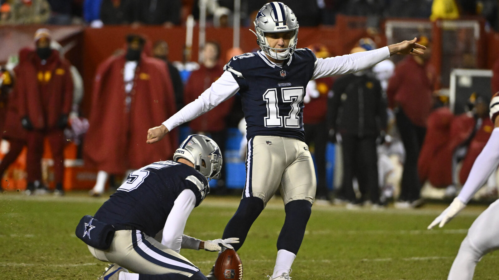 Cowboys Made the Largest Kicker Offer in NFL History—Aubrey Rejected It ...